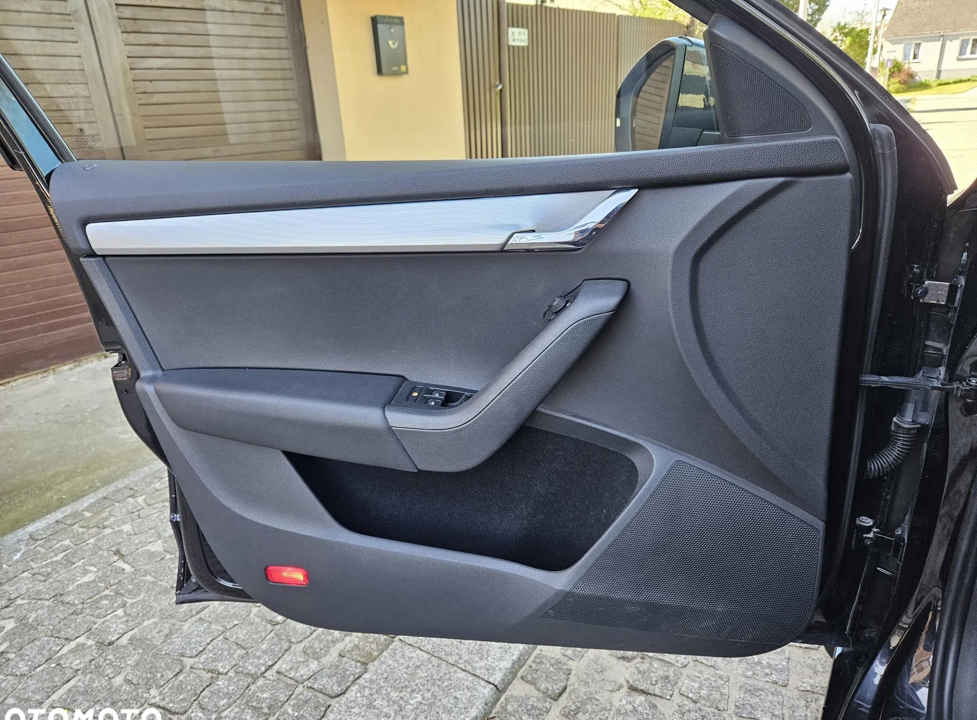 Skoda Octavia cena 39900 przebieg: 257000, rok produkcji 2015 z Daleszyce małe 326